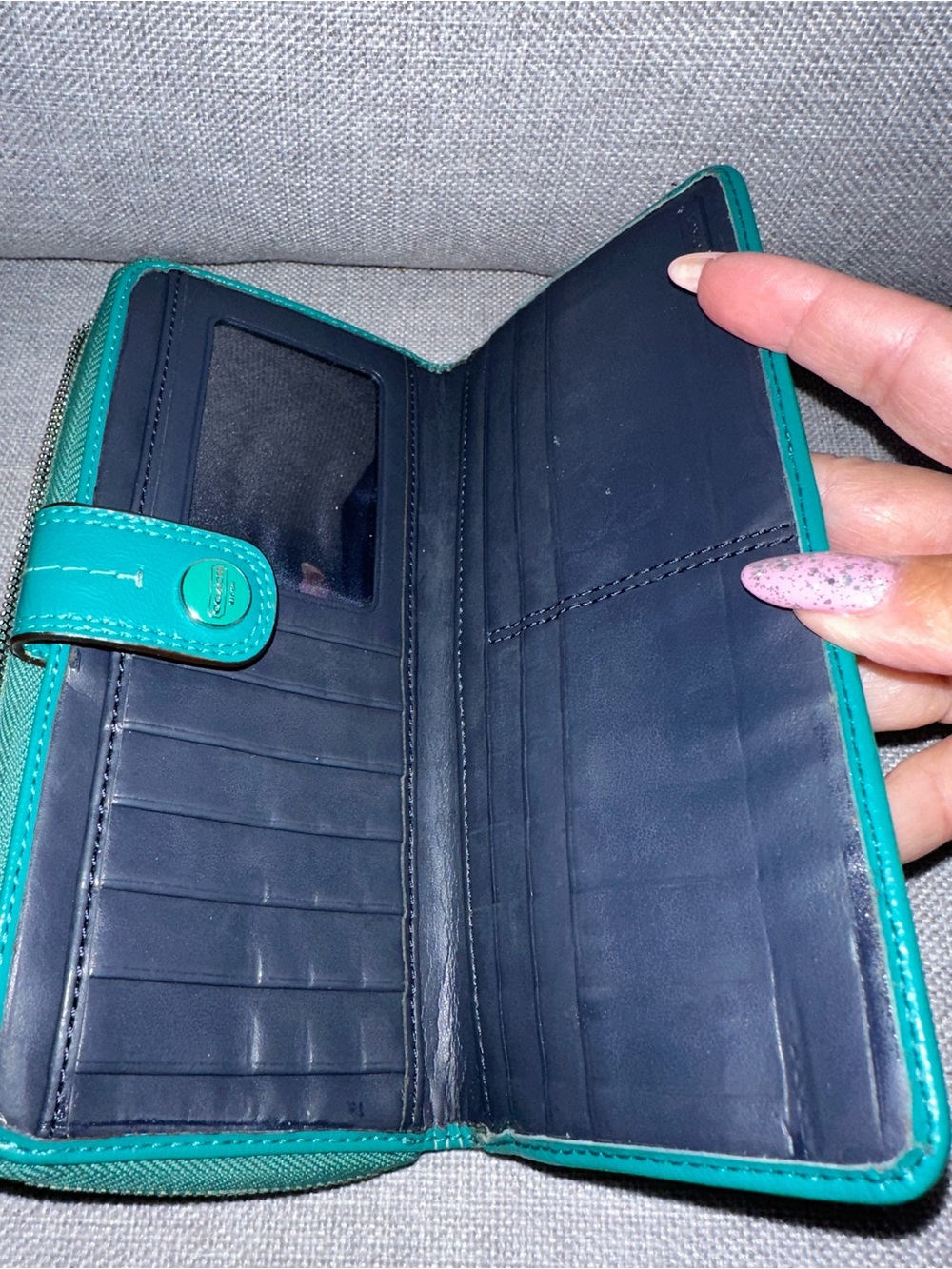 Coach Green and Ivory Signature Stripe Zip Wallet - Picture 4 of 4